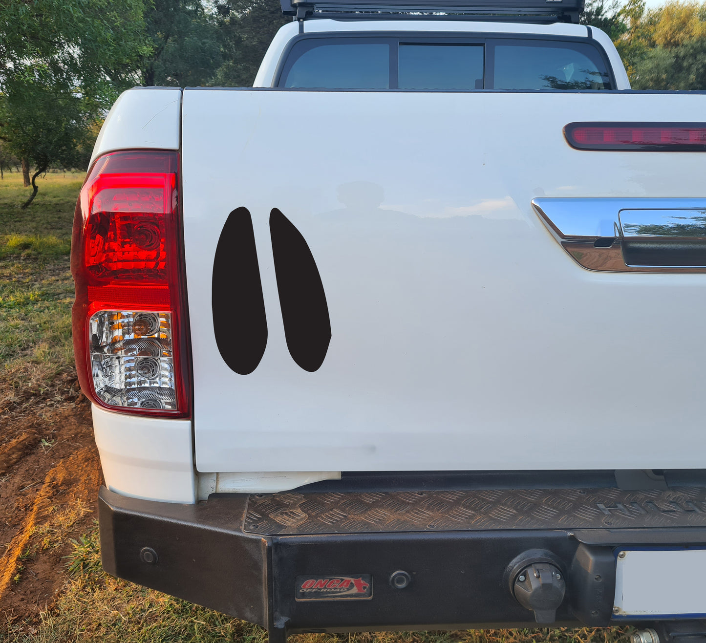 Bosbok Bushbuck Paw Pote Tracks Bakkie Car Vehicle Vinyl Decal Sticker Art